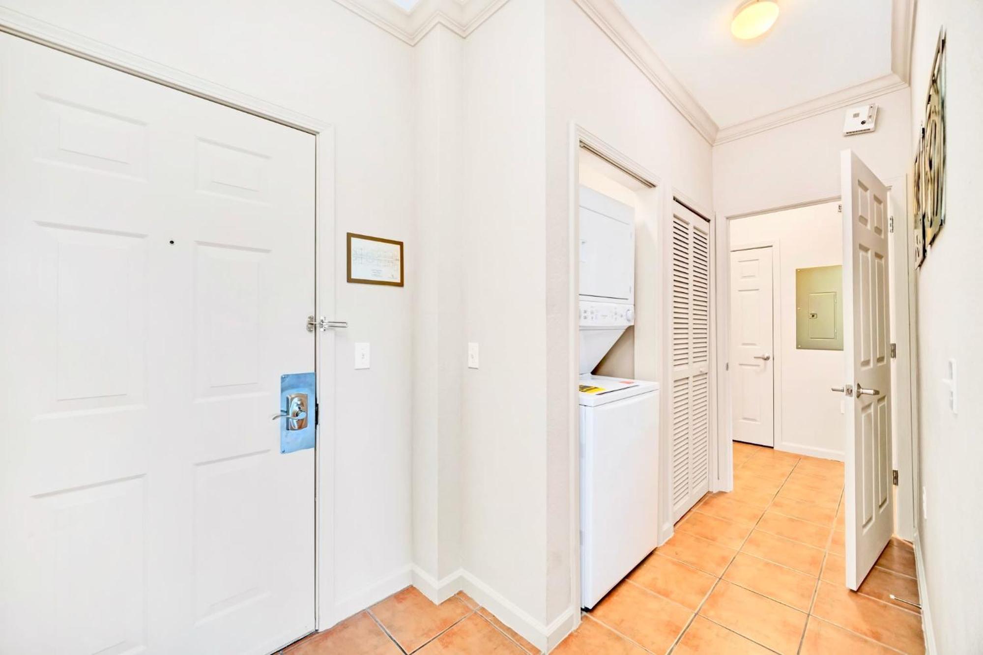 Stunning 2Br Condo With Hot Tub And Pool, Near Disney! Орландо Екстер'єр фото