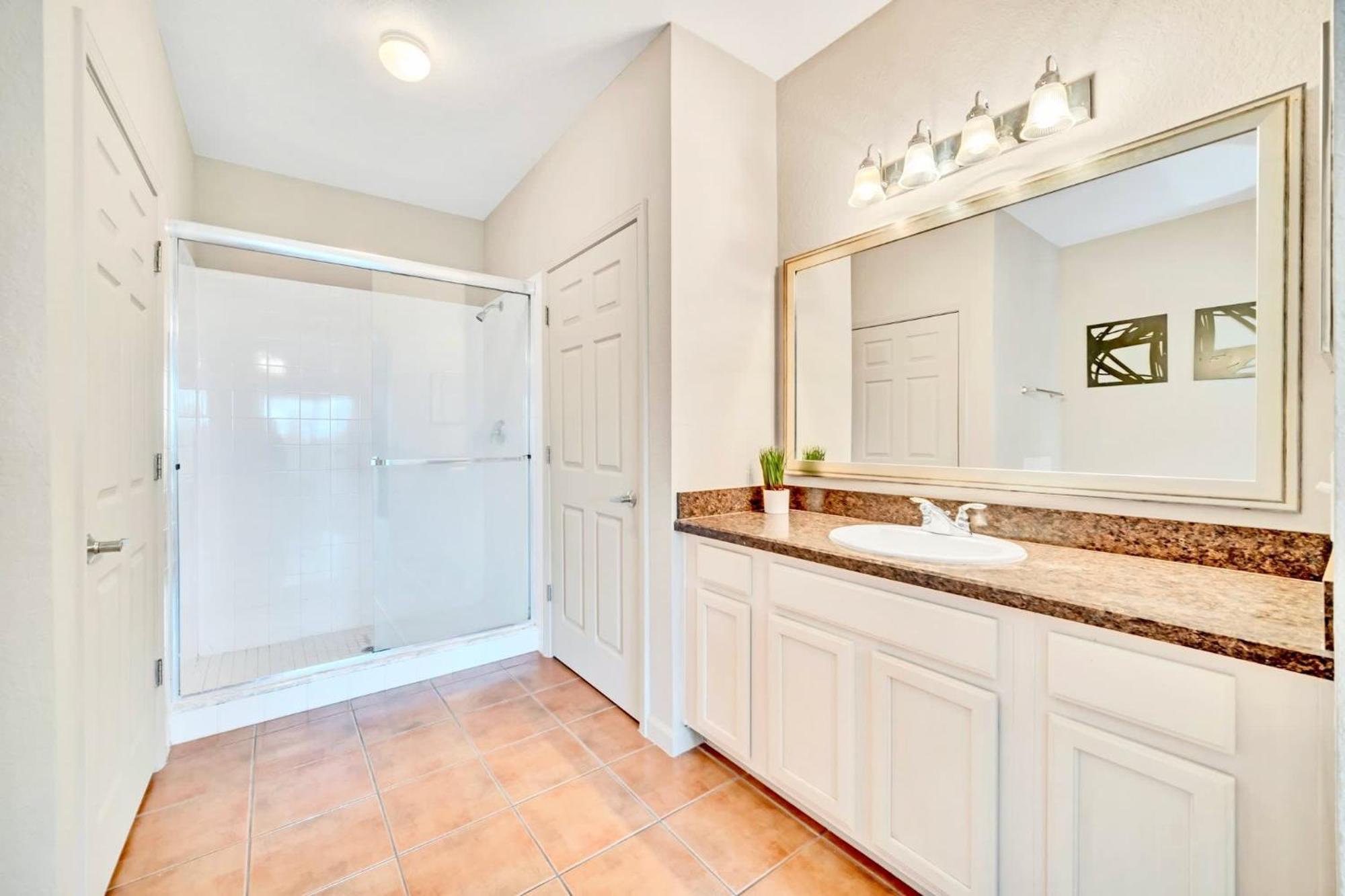 Stunning 2Br Condo With Hot Tub And Pool, Near Disney! Орландо Екстер'єр фото