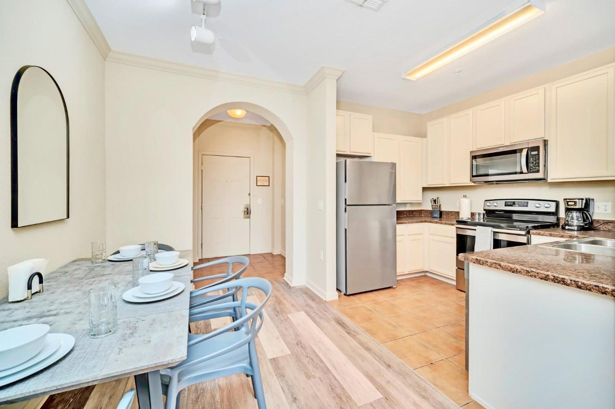 Stunning 2Br Condo With Hot Tub And Pool, Near Disney! Орландо Екстер'єр фото